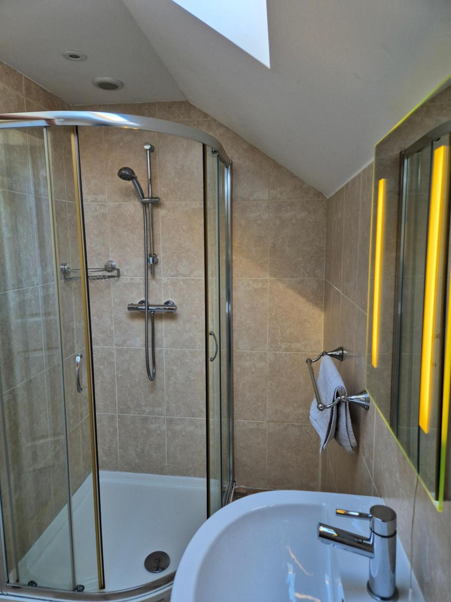 Kestrel Farmhouse Llandovery Ngoại thất bức ảnh